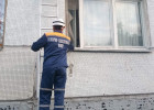 Пензенские спасатели помогли полицейским попасть в квартиру на улице Антонова