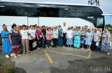 Вадим Супиков организовал паломническую поездку для своих избирателей