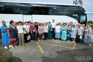 Вадим Супиков организовал паломническую поездку для своих избирателей