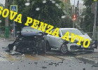 В центре Пензы в страшной аварии изуродовало две легковушки