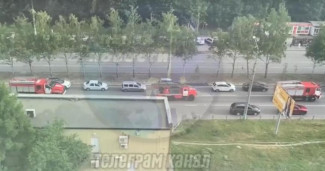 Пензенцы сообщают о пожаре в многоквартирном доме на проспекте Строителей