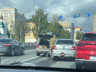 В Пензе из-за аварии парализовало улицу Кирова