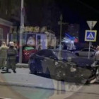 На улице Антонова в Пензе разбились две машины: на месте работали спасатели