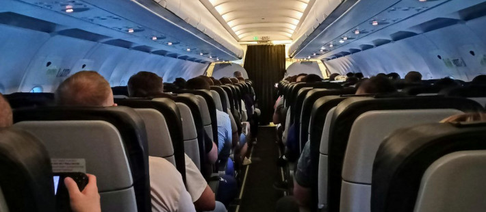 Пассажир самолета, вылетающего в Пензу, сообщил о бомбе на борту
