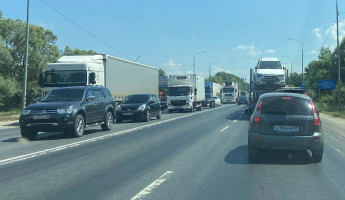 Автомобилистов предупреждают о пробке на трассе в Пензе