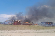 Страшный пожар в Пензенской области: горят сразу несколько домов. ФОТО