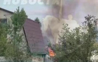 На окраине Пензы огонь уничтожил садовый дом