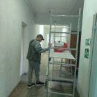 В Пензе продолжаются работы по обновлению детской поликлиники на Шуисте