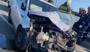 Три человека пострадали в жуткой аварии на улице 40 лет Октября в Пензе