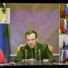 Белозерцев доложил Медведеву о достойной зарплате и прочих привилегиях пензенских врачей