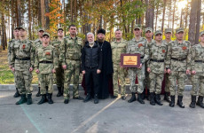 Олег Газманов посадил ели в Пензенской области