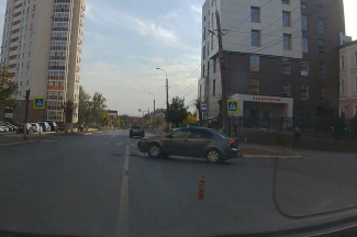В Пензе из-за аварии встала в пробке улица Куйбышева