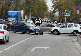 На улице Лермонтова в Пензе сбили скутериста