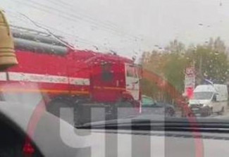 Страшное ДТП на улице Калинина в Пензе: на месте работали спасатели и врачи