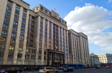 В Госдуме приняли закон о повышении МРОТ