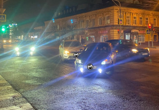 Пензенцы сообщают о ДТП на пересечении улиц Володарского и Бакунина
