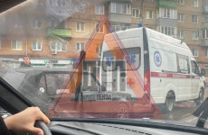 В Пензе «семерка» врезалась в машину скорой помощи