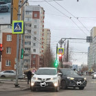 Под Пензой столкнулись две машины, движение осложнено