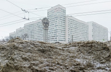 Пензенцы жалуются на снег, сброшенный на дороги во время уборки