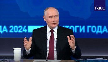 Путин призвал губернаторов сосредоточиться на поддержке демографии