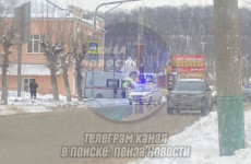 В Пензе на улице Ставского автомобиль сбил женщину