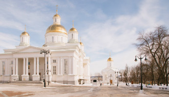 Жителей Пензы приглашают на рождественские богослужения в Спасском соборе