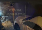 Прорыв на улице Луначарского в Пензе: кипяток заливает припаркованные машины