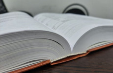 Муниципальное учреждение Пензы купило у депутата Александра Ломовцева книги за 8 млн рублей