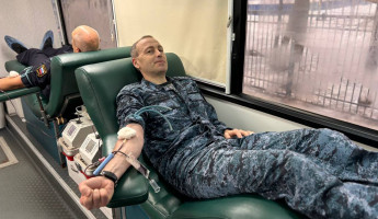 В Пензе судебные приставы сдали более 11 литров крови