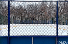 Когда лёд становится опасным: массовые катания в Пензе превратились в испытание на выживание