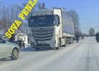 Очевидцы сообщают об аварии с фурой в селе под Пензой