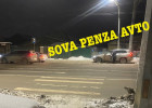 На улице Карпинского в Пензе легковушка влетела в столб