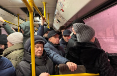 Глава пензенского минстроя прокатился на автобусе в час пик