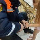 В Пензе игра трехлетней девочки окончилась приездом спасателей