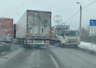 Большая авария на трассе М5 в Пензе: столкнулись несколько фур