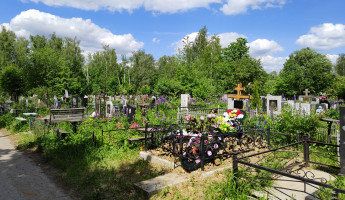 Ухаживать за кладбищами в Заречном будет индивидуальный предприниматель Ухаживать за кладбищами в Заречном будет индивидуальный предприниматель