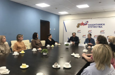 В Пензе уполномоченный по правам человека встретился с матерями и вдовами участников СВО