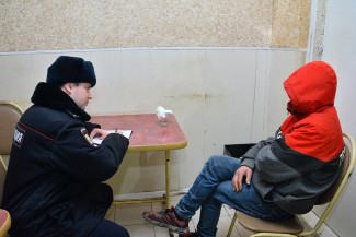 В Пензенской области 57-летний ревнивец чуть не задушил сожительницу