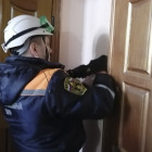 Пензенские спасатели помогли медикам попасть в квартиру на улице Тамбовской