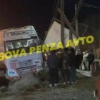 Под Пензой фура протаранила несколько столбов, чтобы не сбить пешехода