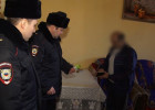 В Пензенской области пьяный мужчина чуть не зарезал пенсионерку с инвалидностью