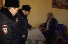 В Пензенской области пьяный мужчина чуть не зарезал пенсионерку с инвалидностью