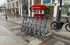 В центре Пензы разыскивают сбежавшего с места ДТП электросамокатчика