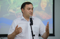 Экс-министра Комарова под конвоем доставили в Пензу