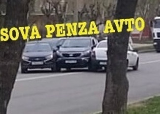 В Пензе из-за тройного ДТП встала в пробке улица Минская