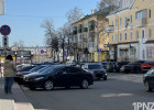 Знаки не указ: улица Кураева в Пензе снова стала парковкой