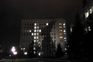 В ночь Хеллоуина пензенцы увидели на здании в центре города страшную тень