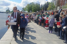 Пензенские школьники запустили в плавание Кораблики Победы