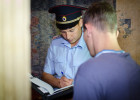 В Пензенской области ревнивый мужчина чуть не зарубил сожительницу топором