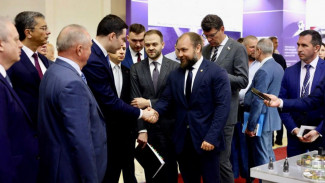 «Металлообработка-2025»: глава Минпромторга РФ оценил стенд Пензенской области